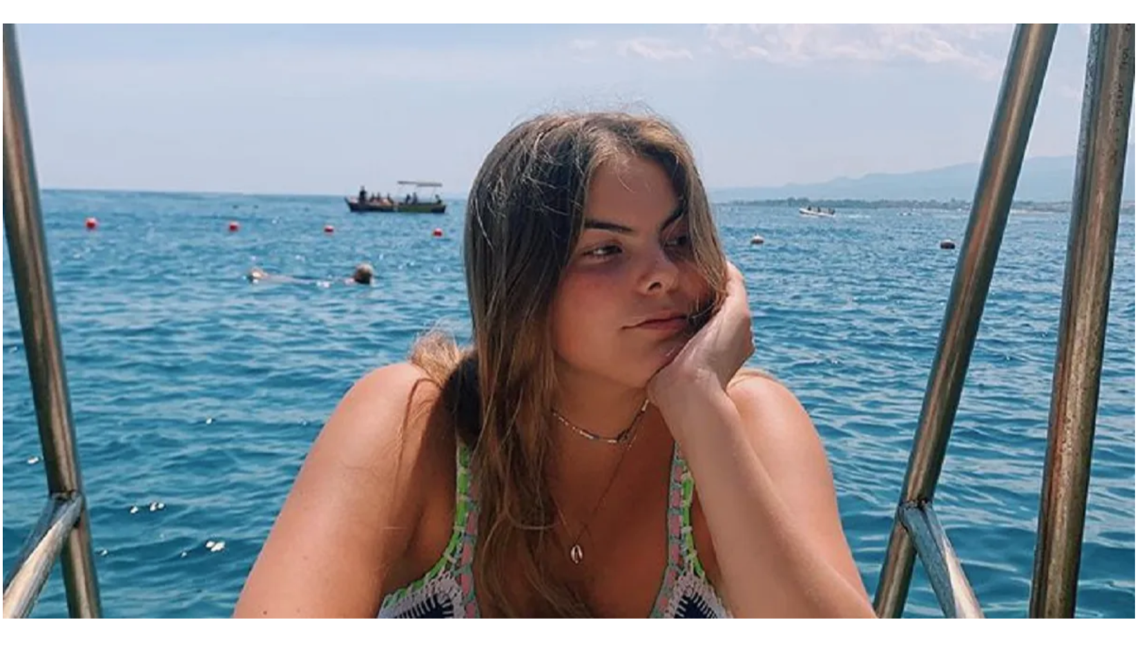 View Eloise Van Oranje Rookt PNG