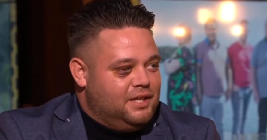 Peter Gillis ontslaat zijn kinderen Mark, Ruud en Inge op staande voet Peter Gillis ontslaat zijn kinderen Mark, Ruud en Inge op staande voet