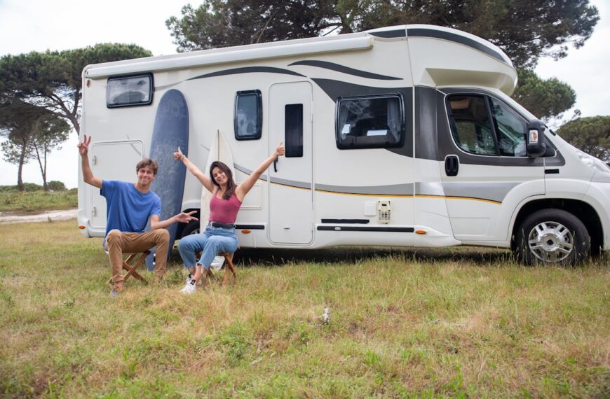 Zoveel dagen mag je caravan of camper thuis voor de deur blijven staan…